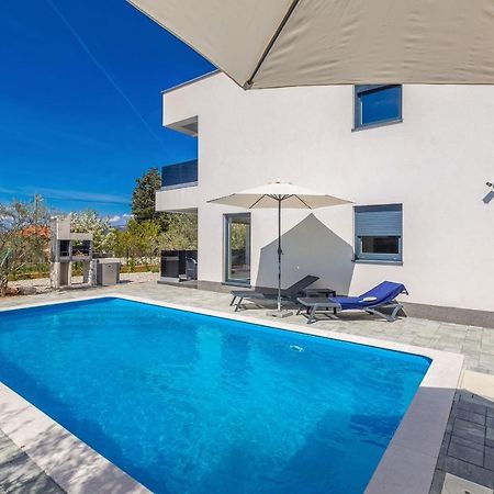 Villa Lio With Private Pool Linardici Екстер'єр фото